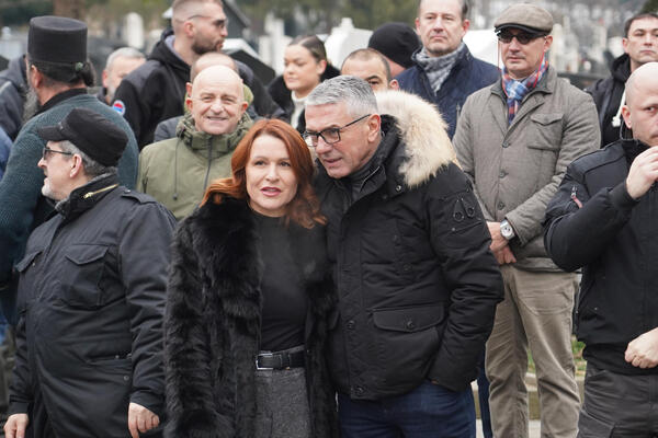 Ovo je jedina žena koja je bila u Arkanovom obezbeđenju! Čuvala mu decu, trenirala Veljka, a kad su ga ubili...