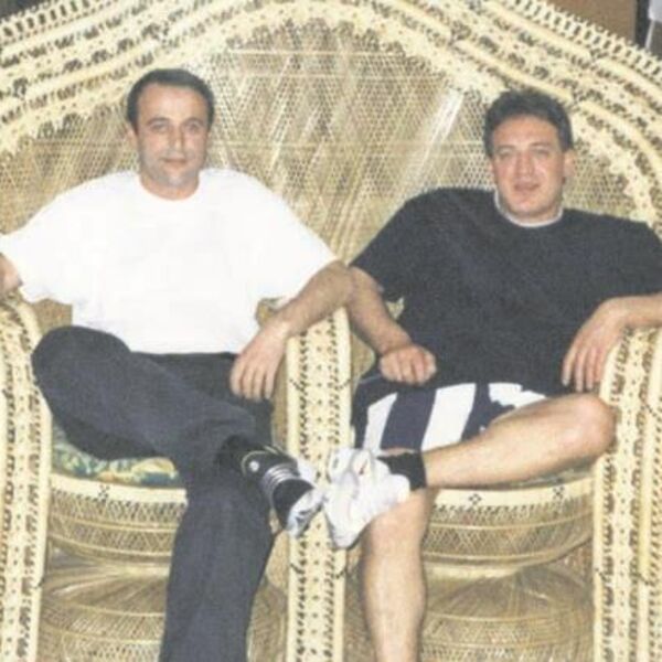 BIO PRVA ŽRTVA ZEMUNSKOG KLANA, A SADA SU NA NJEGA PUCALI KLINCI: Evo ko je muškarac koji je tema broj 1 u Srbiji!