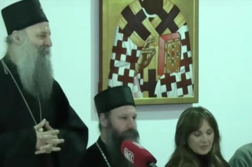 Ova pevačica je bila na čelu stola na slavi Patrijarha Porfirija! Svi pogledi uprti u nju, njena pojava sve zatekla