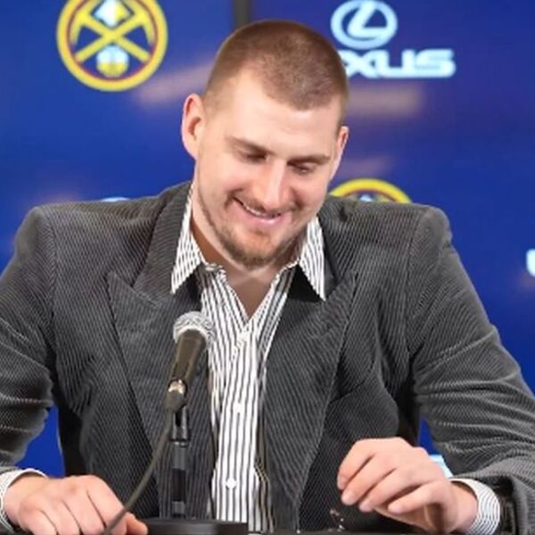 "Jokiću, izvini, ja sam iz Mađarske i ovo moram da te pitam" Nikola ga samo pogledao i izustio - "Ufffffffff"