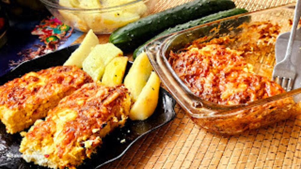 Gotova torta sa mesom i bareni krompir