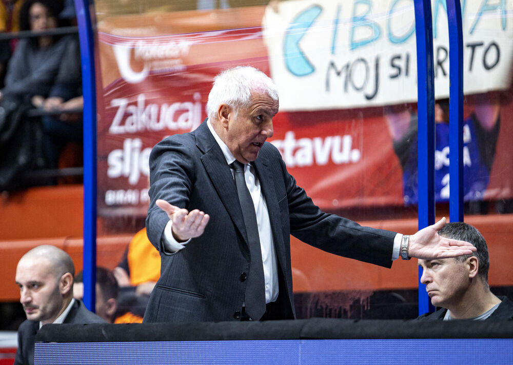 Željko Obradović na utakmici Cibone i Partizana