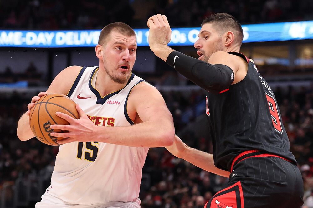 Duel Jokića i Vučevića