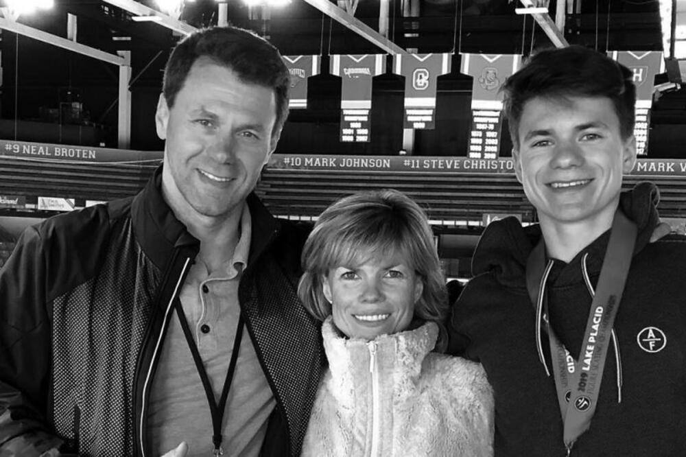 Ovo su svetski šampioni iz Rusije koji su bili u avionu koji se sudario sa helikopterom i pao u reku u Vašingtonu!