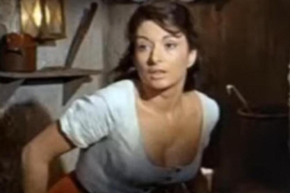 Jugu je opčinila lepotom: Bila je žena koja je osvojila sve, zbog ljubavi prema ovom čoveku napustila je Pariz