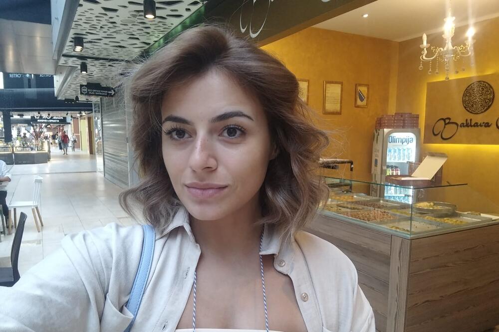 Kris Gavrić otkrila da li uživa u popularnosti zbog serije "Radio Mileva", ali i zbog čega zaplače!