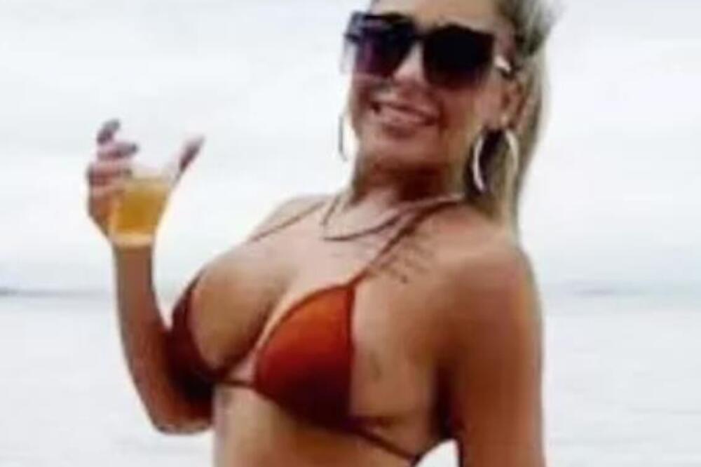 Porno zvezda umrla dok je snimala "trojku"!