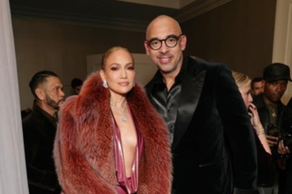 Konačno vidimo blizance o kojima se bruji: Napunili 17 godina i sada vidimo šta se dešava iza zatvorenih vrata doma