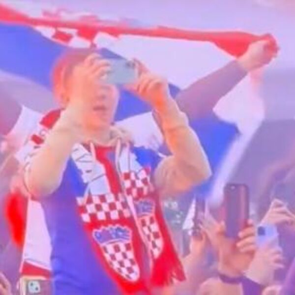 Hrvati po starom: Slavili svetsko srebro uz kontroverznog pevača