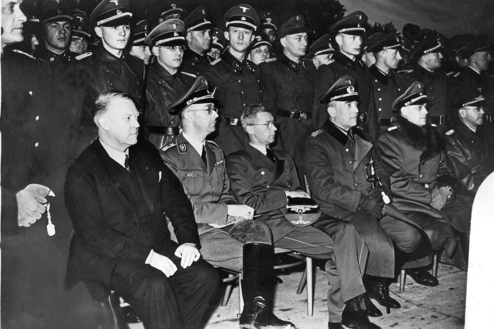 On je ubica sa jedne od najjezivijih slika Drugog svetskog rata! Bio nastavnik srpskog, blizak deci, a MONSTRUM!