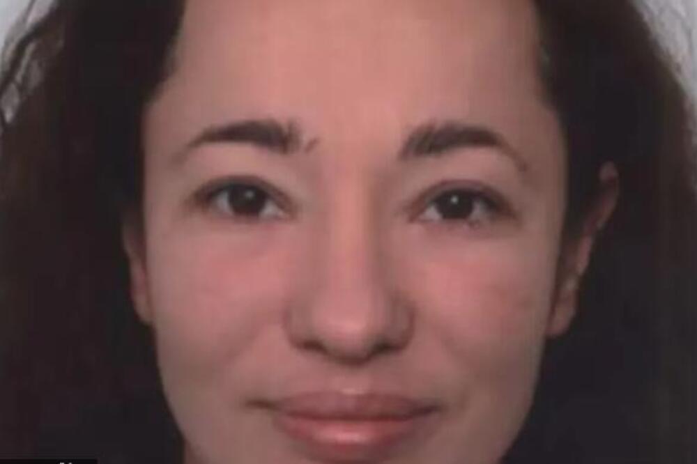 Ovo je Marijana (44) za kojom policija traga: Tvrdila da ima "okultne moći", pa na foru uzela milione i zlato!