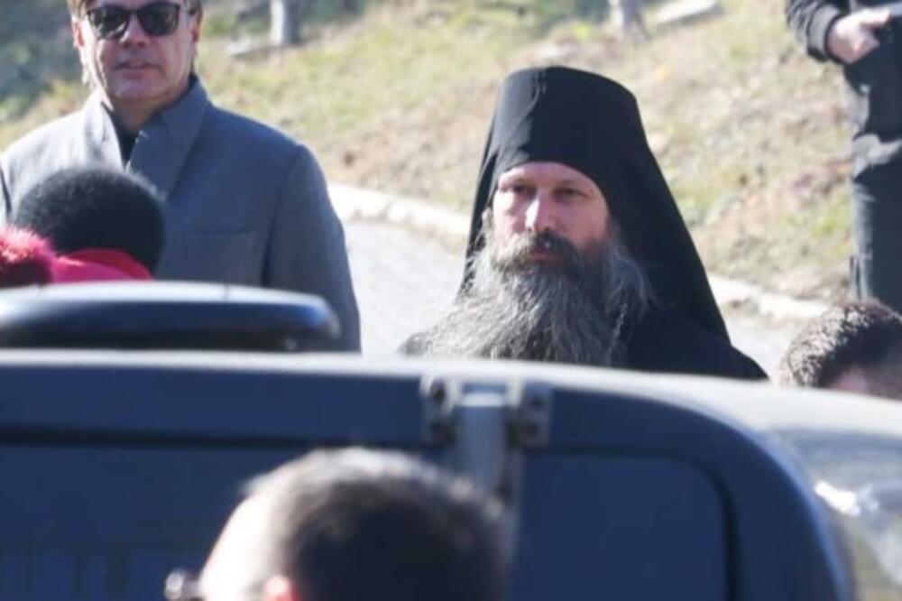 Ko je episkop Ilarion koji je služio opelo na sahrani Dejana Mate? Srbi ga odlično znaju iz mladosti, a onda...