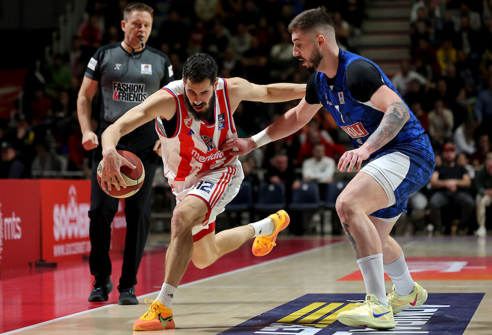 Nikola Kalinić na utakmici Crvene zvezde i Budućnosti iz Podgorice