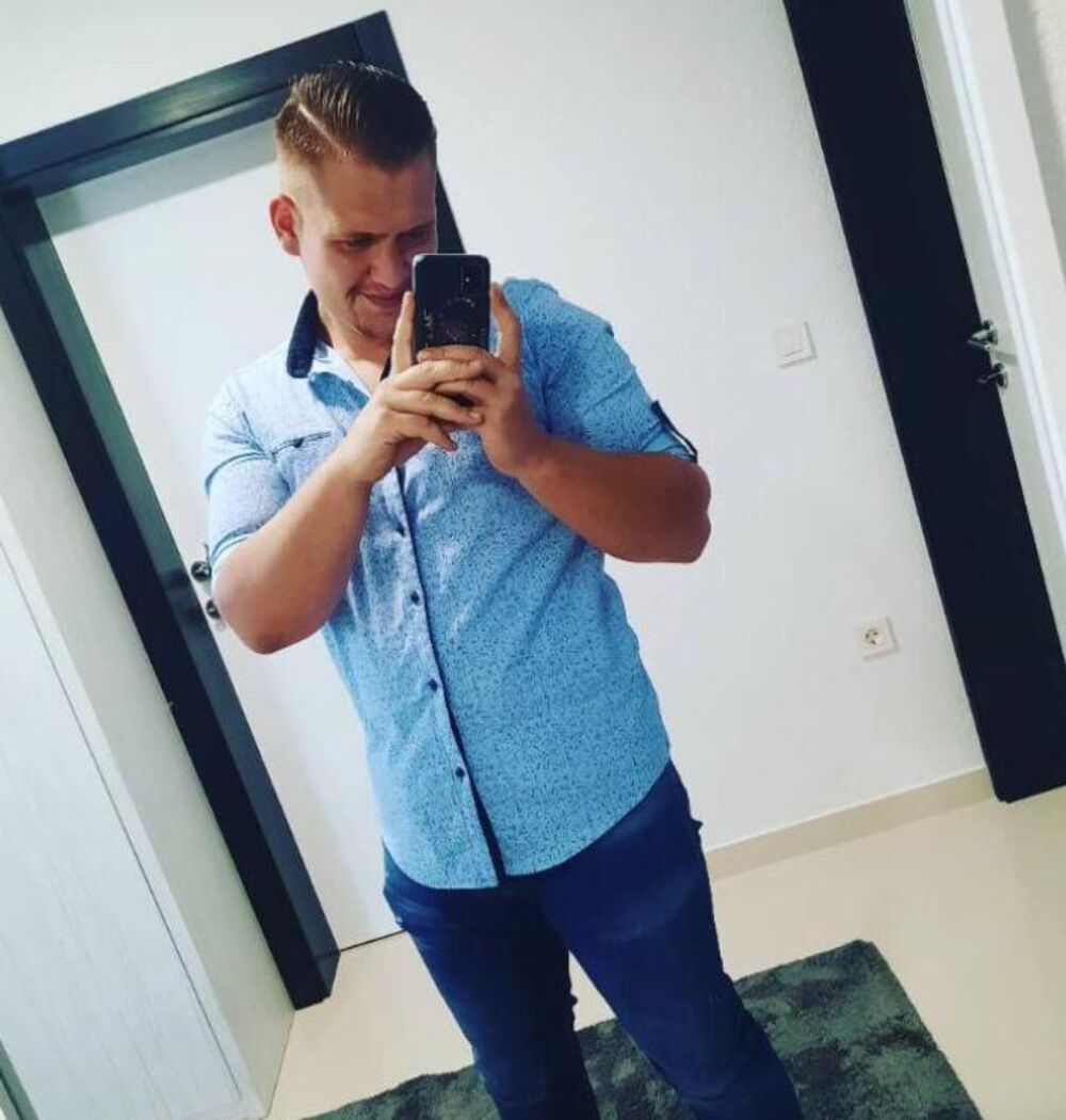 Pevač iz 'Zvezda Granda' Sidik Šabanović ima razvijen porodični biznis u Visokom