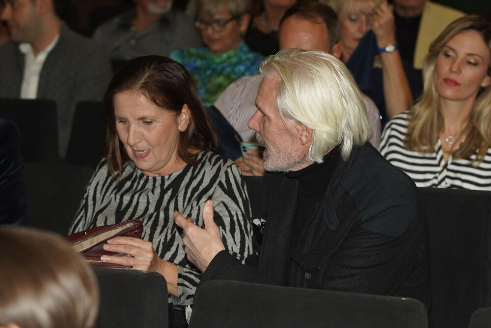 Olga Odanović, Dragan Petrović Pele