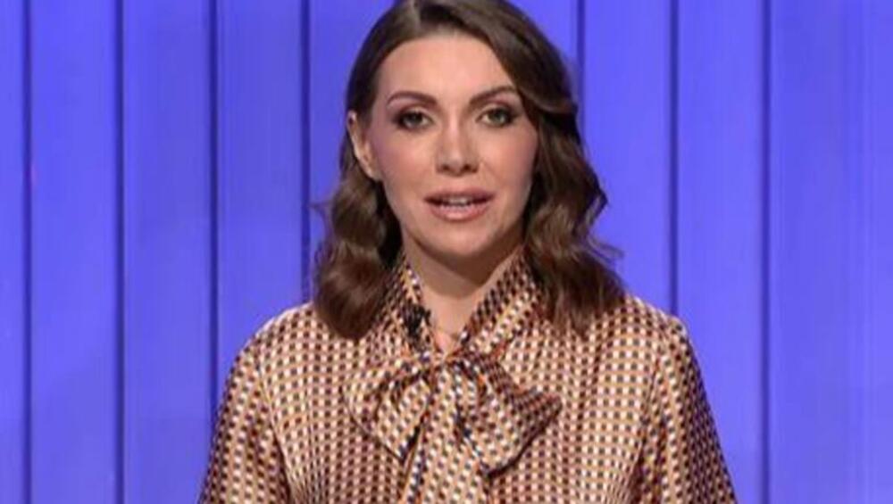 NIJE OVAKVA NA TV-U! Voditeljka Voditeljka RTS viđena bez šminke - fotografiju ćete zumirati, kao DEVOJČICA!