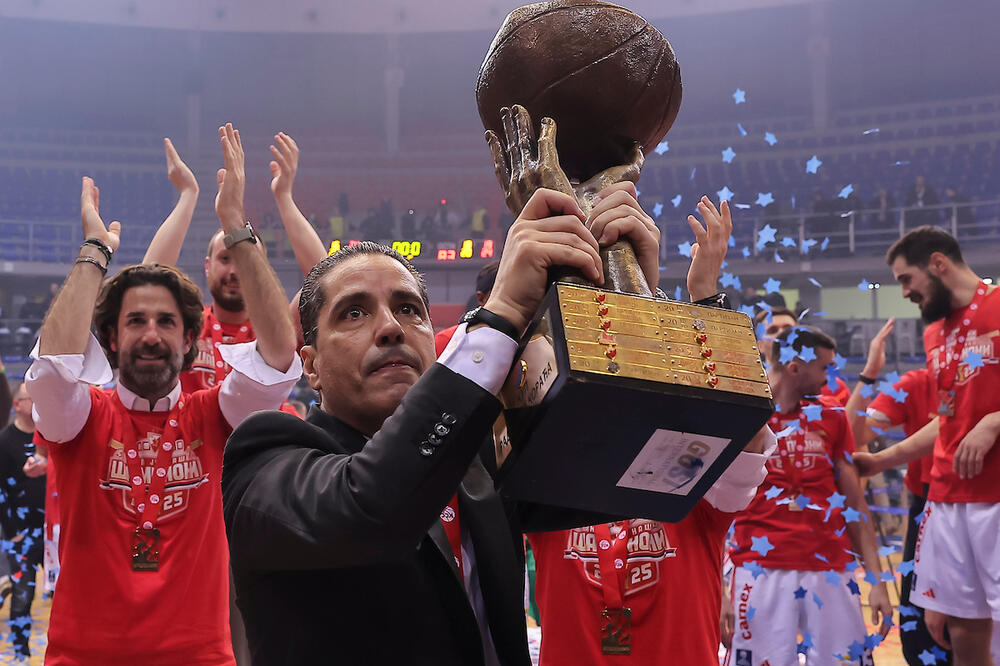 Janis Sferopulos piše istoriju crveno-belih - samo je Dejan Radonjić ispred njega (Video/Foto)