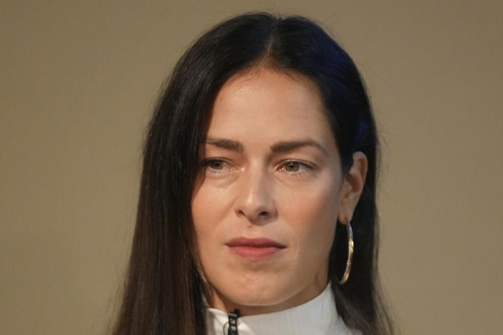 Da li znate da je ovaj čovek otac Ane Ivanović? Veoma je uspešan u svome poslu, a na ćerku je i te kako ponosan