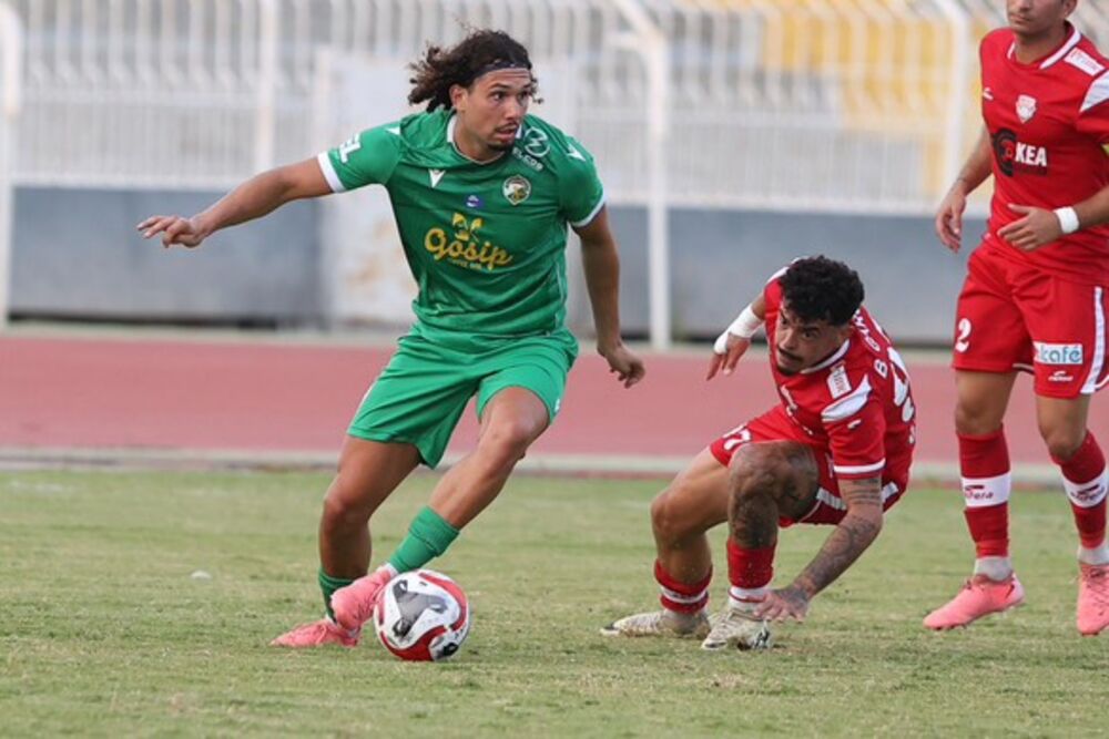 Mateja Bajunović (levo)