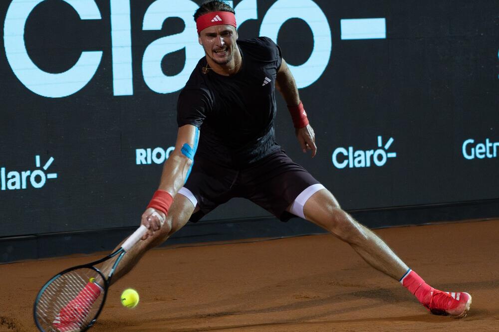 Pukla bruka: Zvereva eliminisao anonimus!