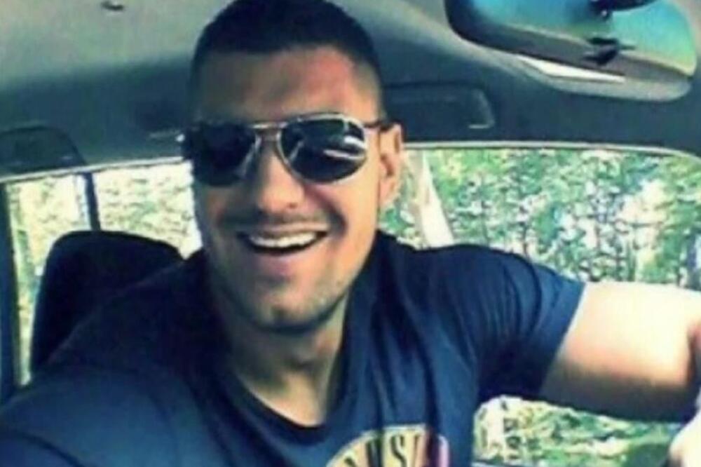 Obelodanjeno sve o vezi pripadnika žandarmerije i srpske pevačice! Sa njom napravio tajni dogovor, slušajte samo