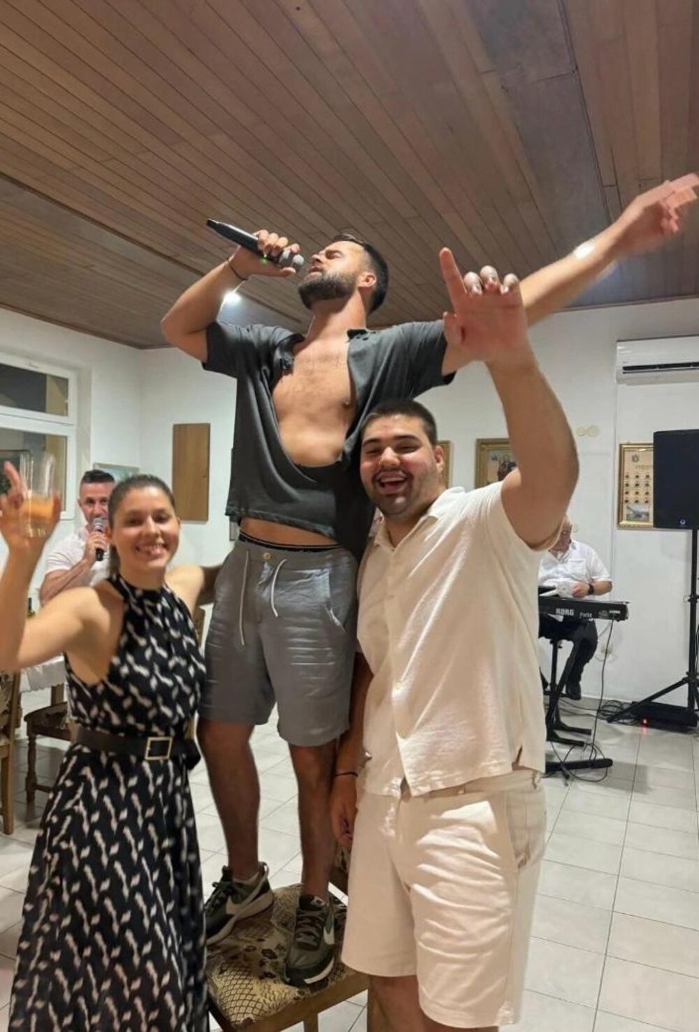 Pevač se prvi put pojavio u takmičenju 'Pinkove zvezde'