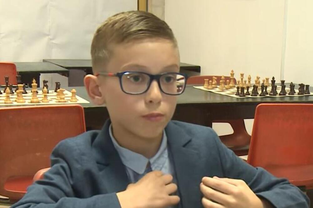 Srbijo, budi ponosna! Uroš sa 10 godina već osvojio zlatnu medalju u šahu - prvi potez povukao sa četiri godine