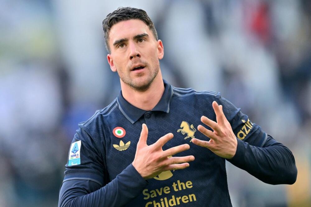 Duci ponovo nasmejan: Vlahović je udarna vest u Italiji!