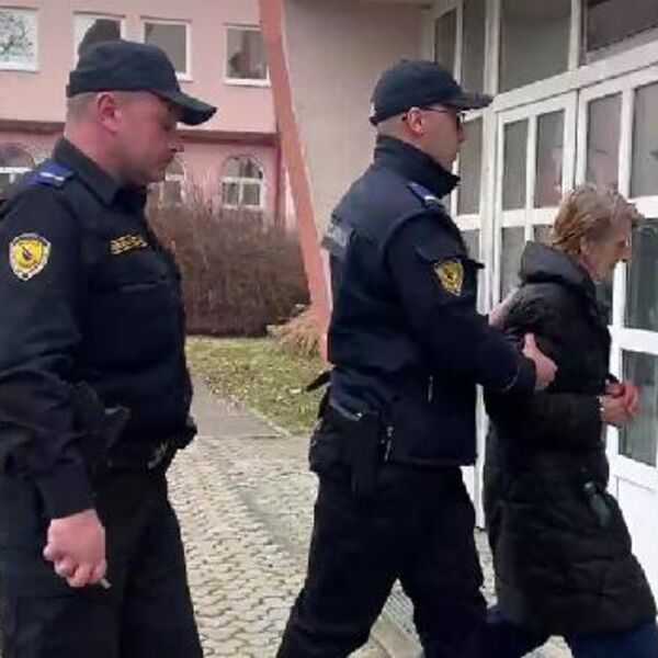 Ovo je vlasnica kuće strave u Brčkom: Poznato gde se mališani sada nalaze, čitav region zanemeo od užasa! (FOTO)