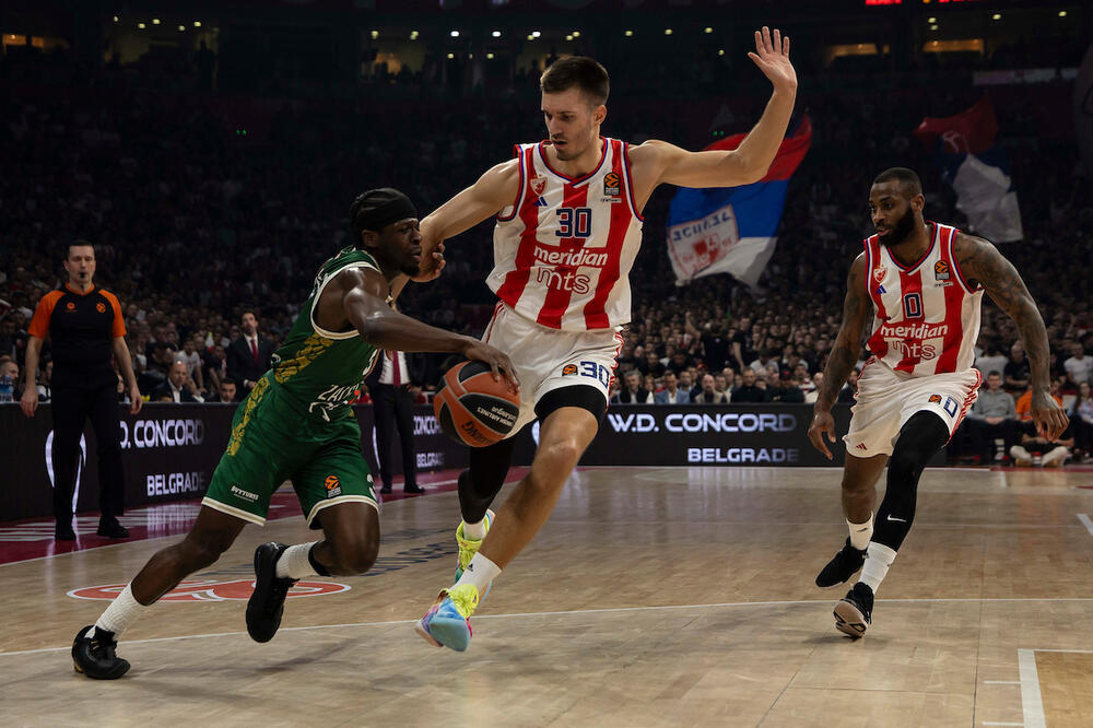 Fransiskova simultanka utišala crveno-belu Arenu! (Foto/Video)