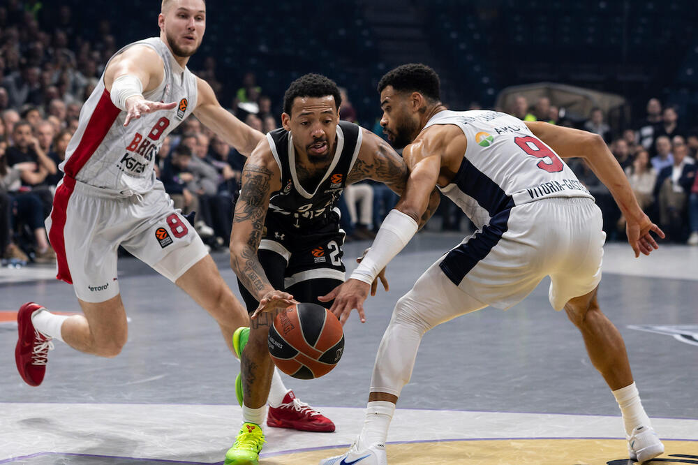 Monstruozno pojačanje: Stigao šampiona NBA lige u zakucavanju!