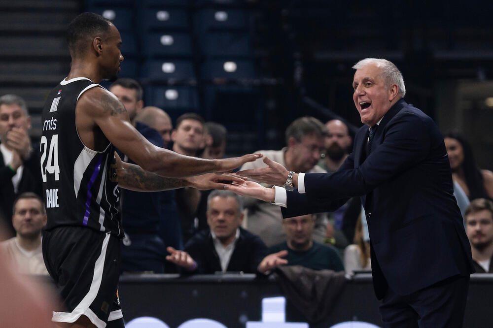 Ajzea Majk dobio poziv koji se ne odbija!