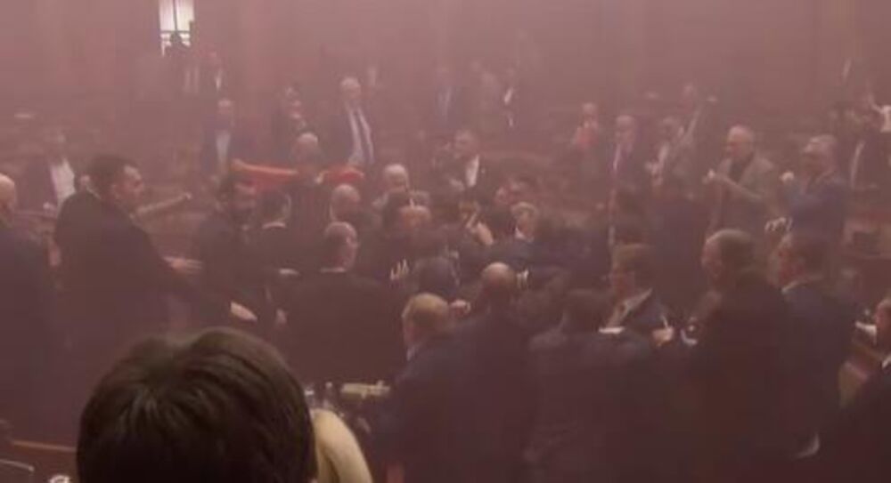 Neredi u Skupštini Srbije