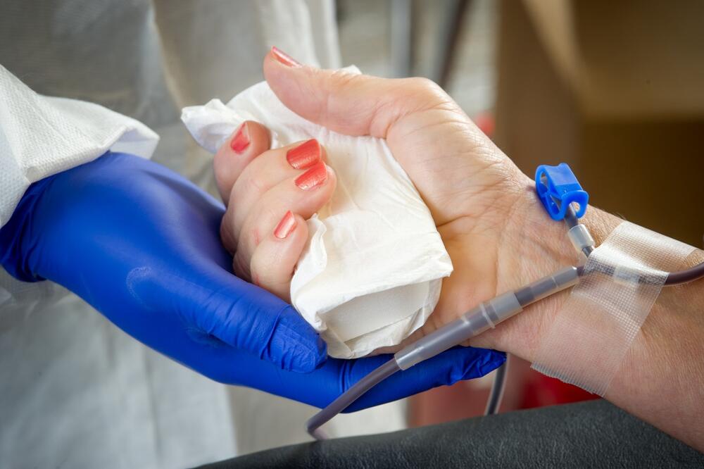 Može da dovede do ozbiljnih zdravstvenih komplikacija: Ove simptome nikako ne smemo zanemariti, evo ko je na meti