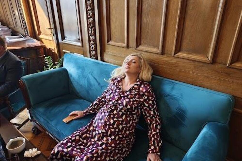 "Sonja je u 44. godini ostala trudna veštačkim putem, godinama se borila za potomstvo": Oglasila se majka poslanice