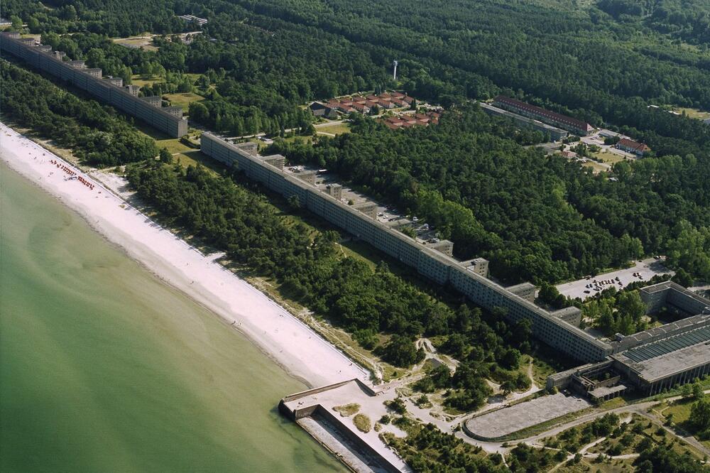 Nacističko odmaralište za 20 hiljada ljudi na obali mora! Dizajnirao ga Hitlerov Šper, a ljudi sada tamo letuju