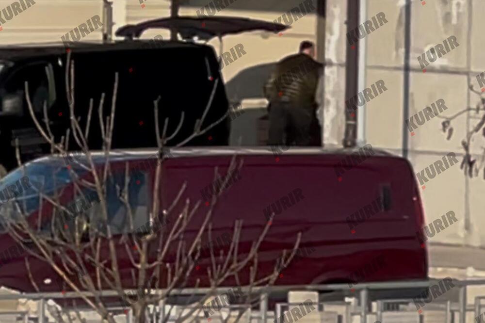 Evo šta se trenutno dešava ispred Sava centra! Prve slike priprema za komemoraciju čelnika Granda