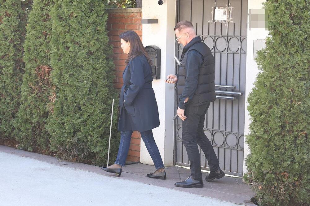 Kum Saše Popovića odustaje! Posle smrti direktora Granda ne može da gleda šta se dešava - hitno doleteo za Srbiju