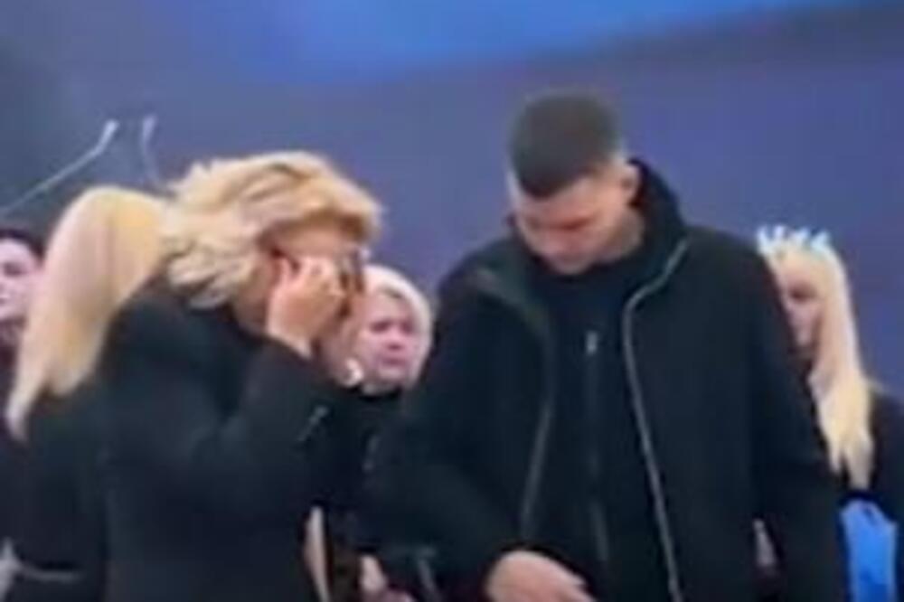 Brena prišla Suzani na kraju komemoracije, usledila scena za infarkt! Kad su ovo videli, cela sala zajecala