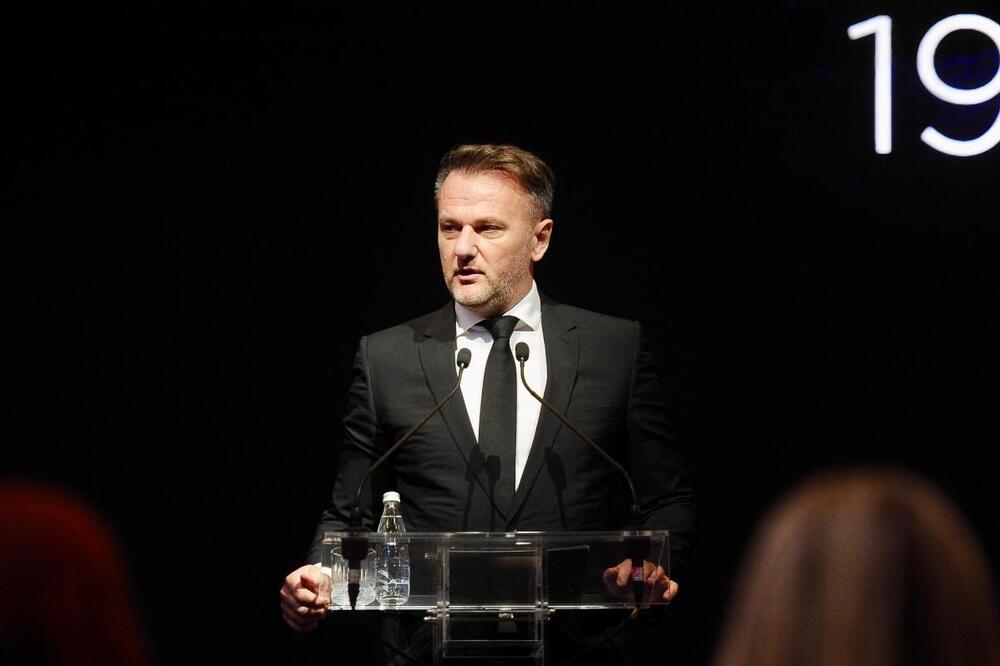 Mijailović najavio raskid ugovora sa nekim igračima!