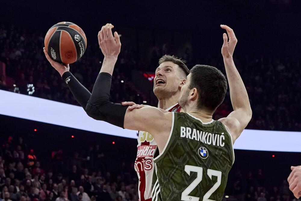 Bajern zvanično ukrao Zvezdinu želju! (Foto)