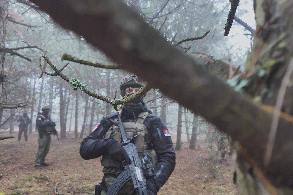 Da li si spreman da odgovoriš pozivu? MUP raspisao javni konkurs za prijem u Žandarmeriju!