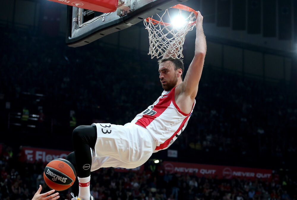 Nikola Milutinov, KK Olimpijakos, Košarka