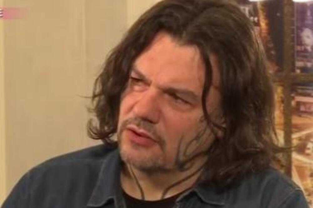 Aca iz "Amadeus benda" uhvatio ženu kako "konzumira": Doneo odluku da se razvodi, a ovo je uradio ćerki!