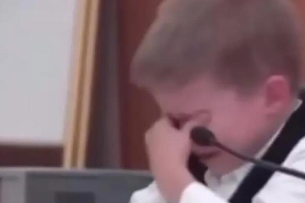 Horor u sudu! Dečkić (7) opisuje kako je majka ubila njegovu sestricu: Raspao se na sudu, ovo niko ne zaslužuje