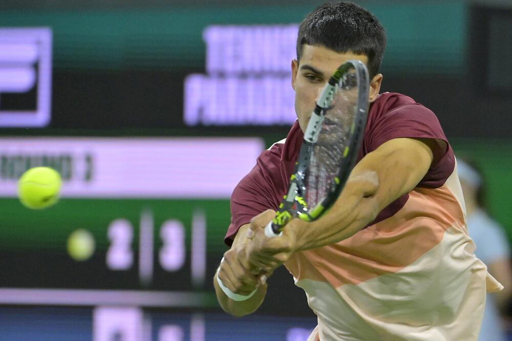 Alkaras razbio nezgodnog rivala i plasirao se u osminu finala!