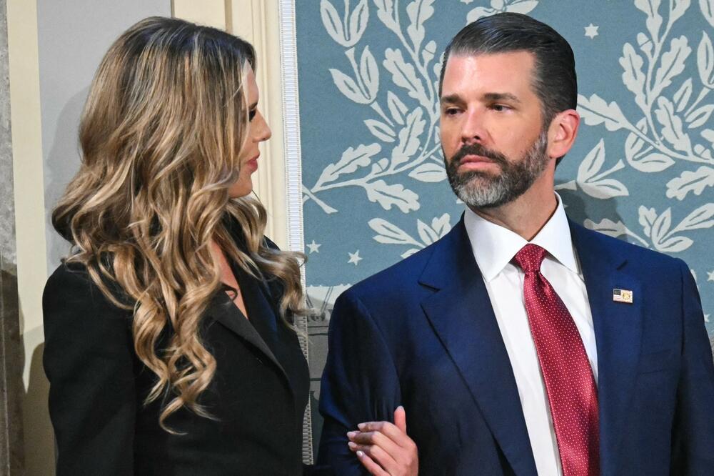 Bivša devojka Trampovog sina šokirala sve! Ovako ju je tretirao tokom TAJNE VEZE, lepotica otkrila sve pikanterije!