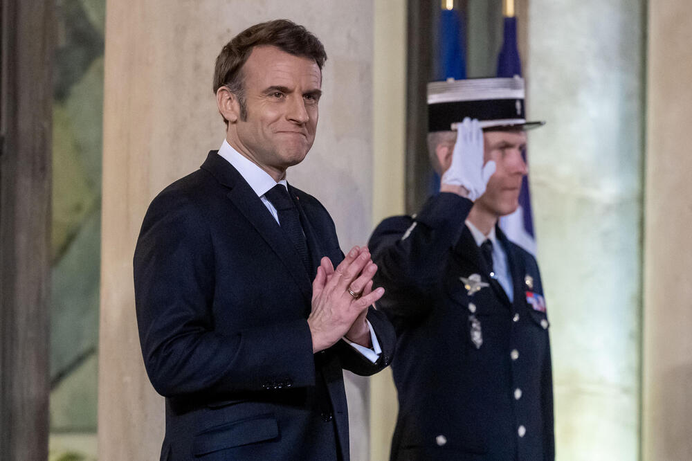 Šok tema Sija i Makrona! Svet bruji o ovome, Francuz tražio bolje uslove za njihov konjak!