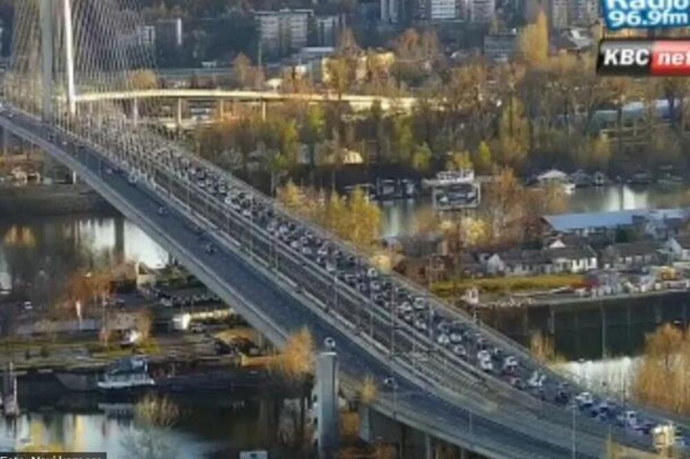 Na mostovima opšti krkljanac: Gužva na više lokacija u Beogradu, evo gde je najkritičnije