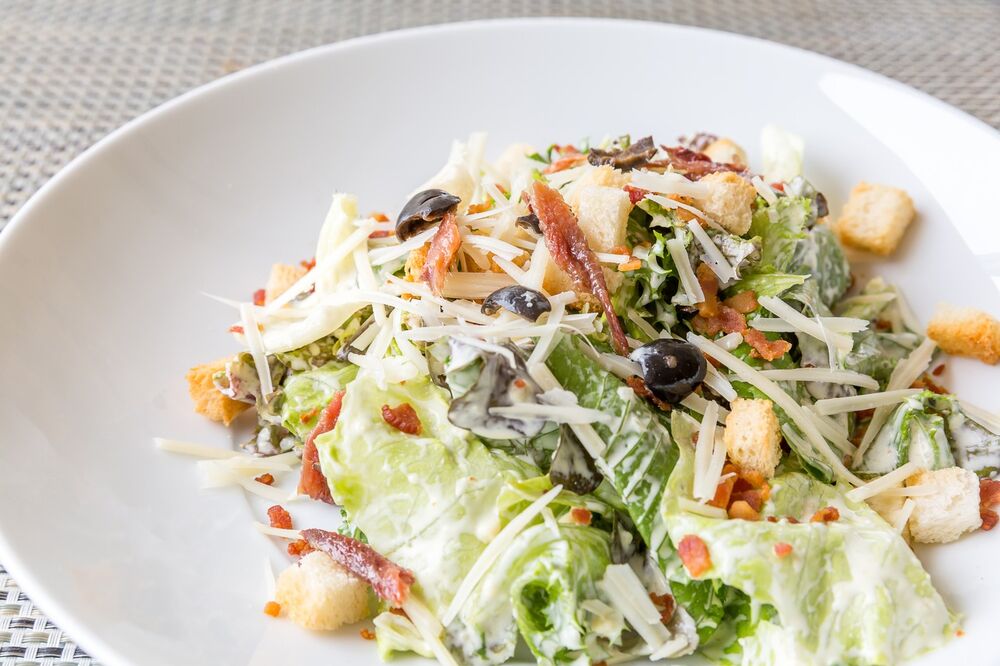 Cezar salata, Salata